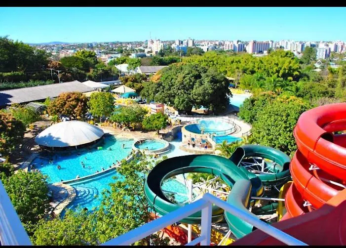 Apartamento Spazzio Di Roma Com Acesso Ao Acqua Park Splash 卡达斯诺瓦斯 公寓