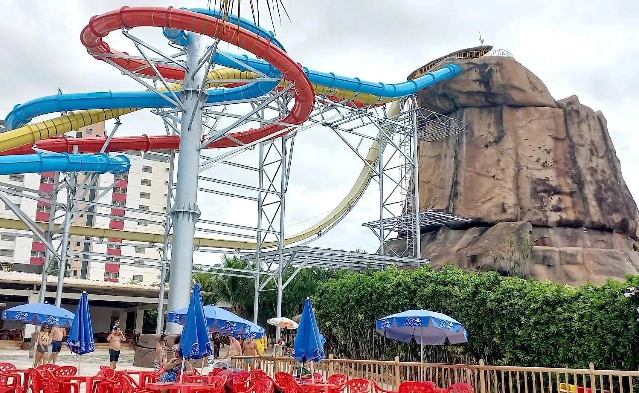 Apartamento Spazzio Di Roma Com Acesso Ao Acqua Park Splash 卡达斯诺瓦斯 公寓