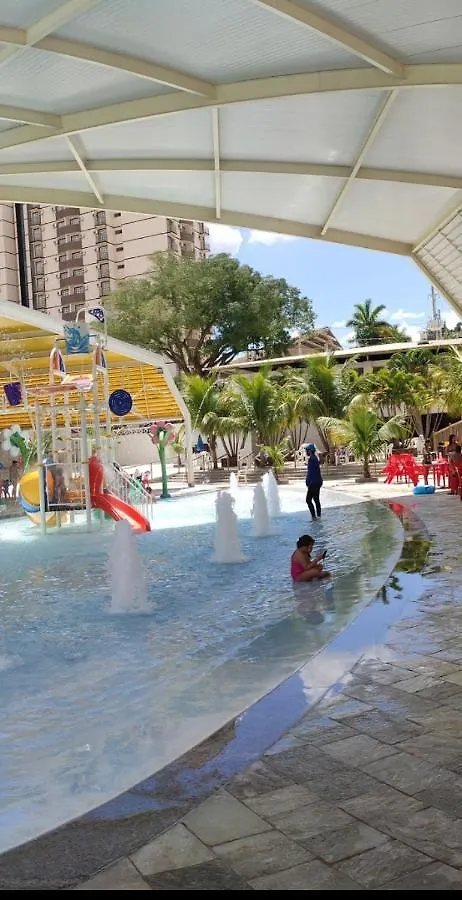 Apartamento Spazzio Di Roma Com Acesso Ao Acqua Park Splash 卡达斯诺瓦斯 0*,